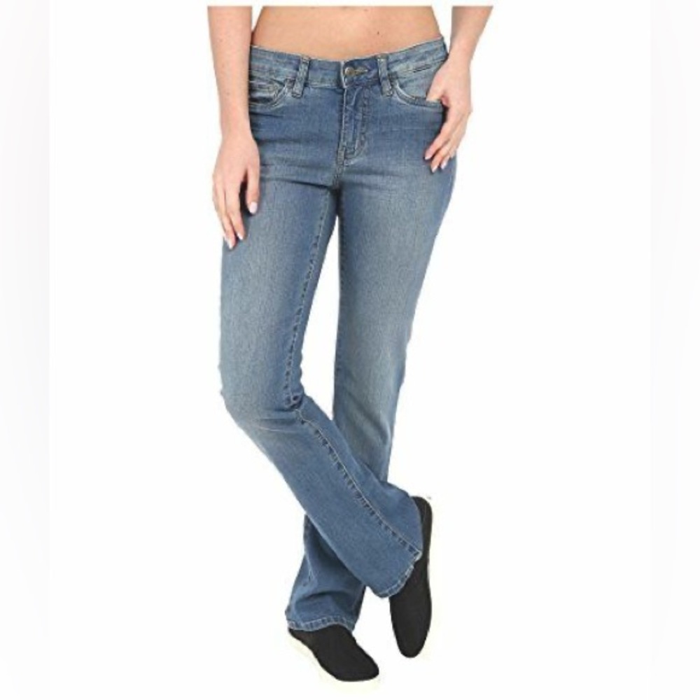Mountain Khakis Women's Genevieve Jean Classic Fit, Light Wash, Size 2